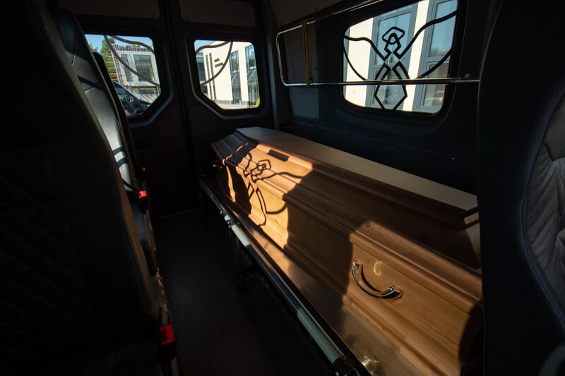 Ритуальный транспорт - VOLKSWAGEN CRAFTER