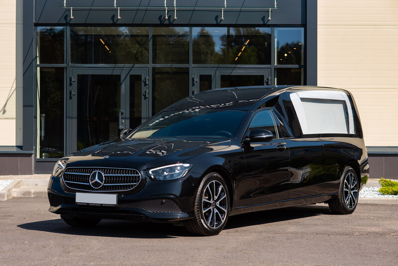 Катафалк - MERCEDEZ-BENZ E-CLASS